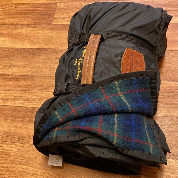 Pendleton Pure Wool Roll Up Blanket Checked Plaid Green - Picture 6 of 12